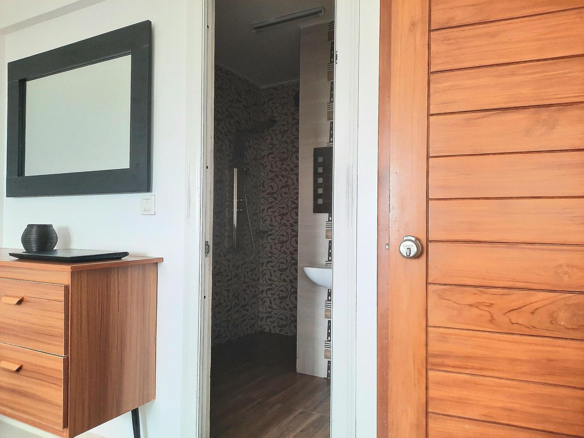 Chambres Meublees Avenue Cheikh Anta Diop Dakar Eksteriør billede