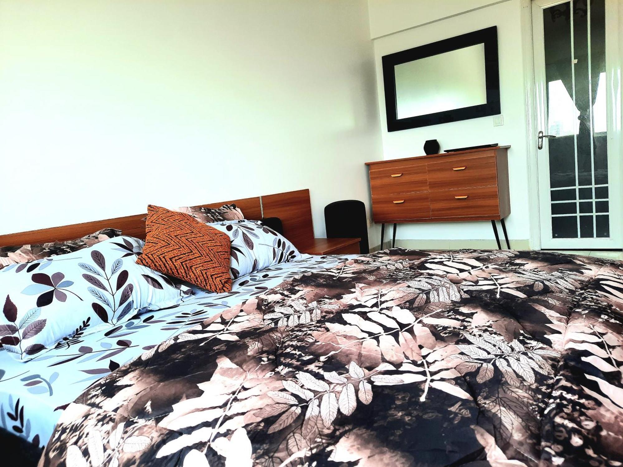 Chambres Meublees Avenue Cheikh Anta Diop Dakar Eksteriør billede