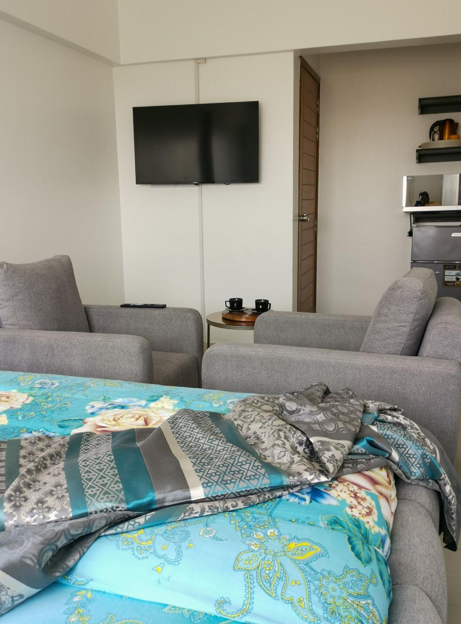 Chambres Meublees Avenue Cheikh Anta Diop Dakar Eksteriør billede