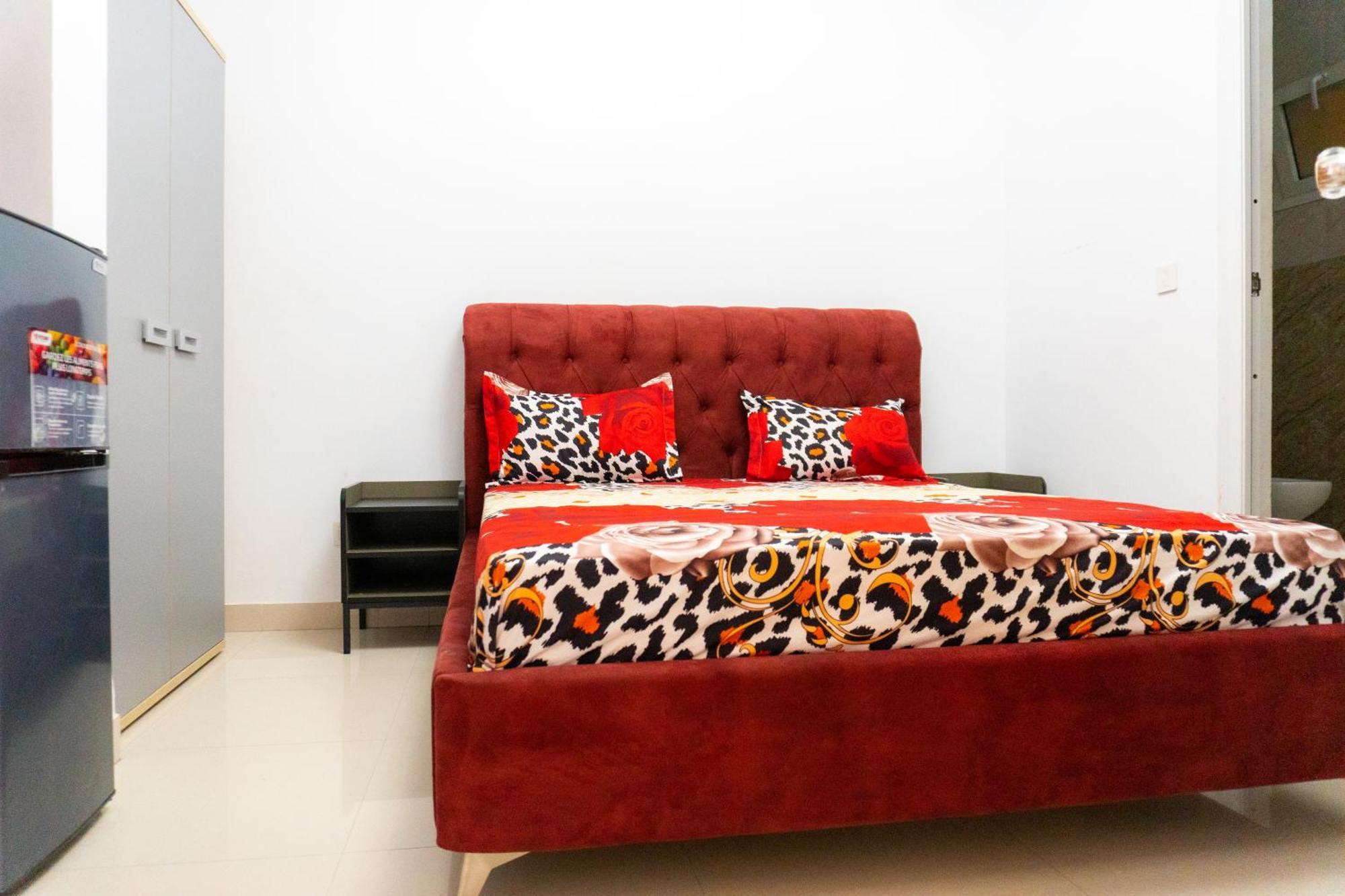 Chambres Meublees Avenue Cheikh Anta Diop Dakar Eksteriør billede