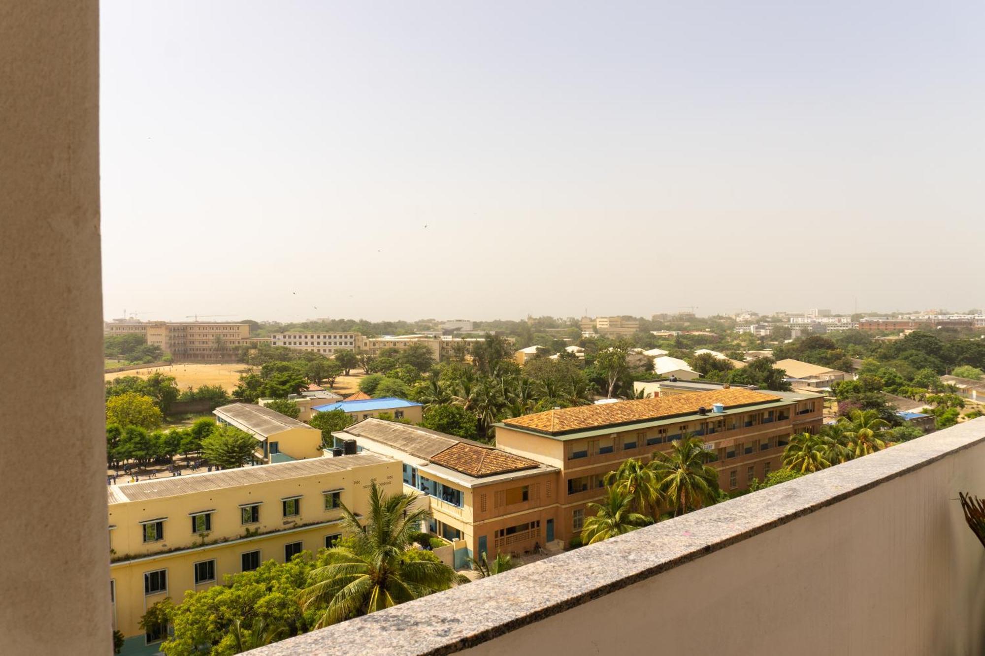 Chambres Meublees Avenue Cheikh Anta Diop Dakar Eksteriør billede